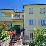 Krebel In - Istrien Gostinjska kuća Porec