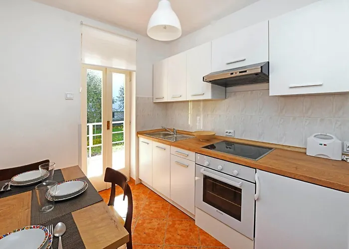 Krebel In - Istrien 3* Poreč