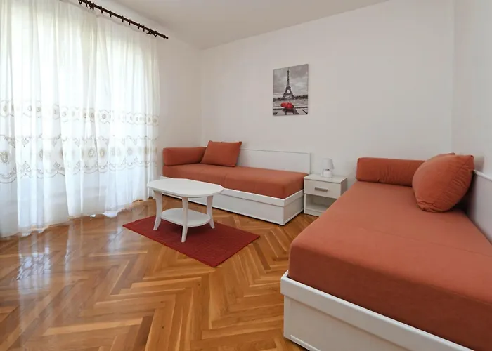 בית הארחה Krebel In - Istrien