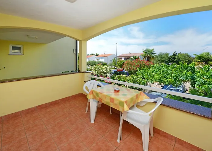 Krebel In - Istrien בית הארחה פורץ